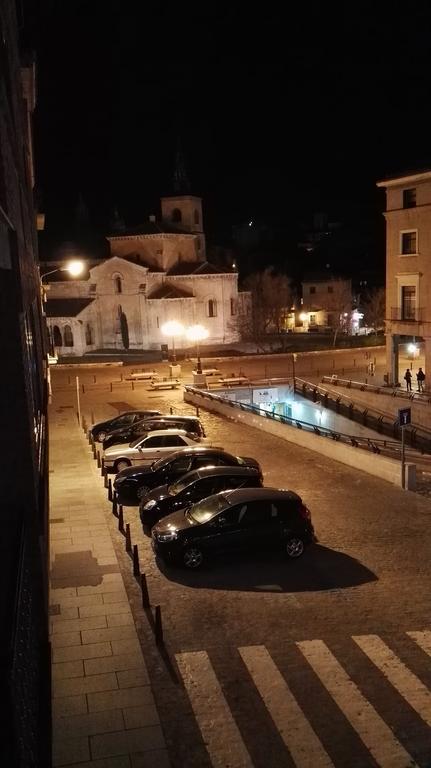 El Balconcito De San Millan Apartment Segovia Ngoại thất bức ảnh